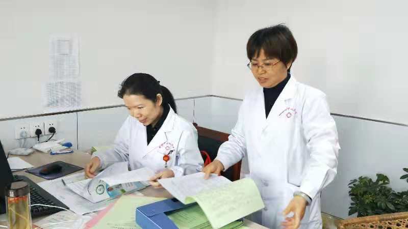 点击新窗口打开大图