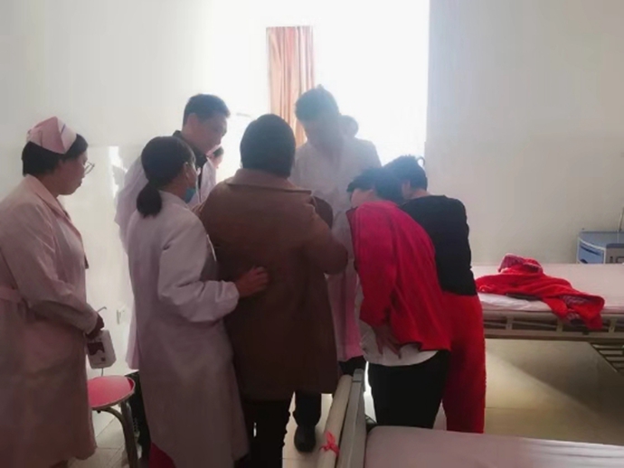 点击新窗口打开大图