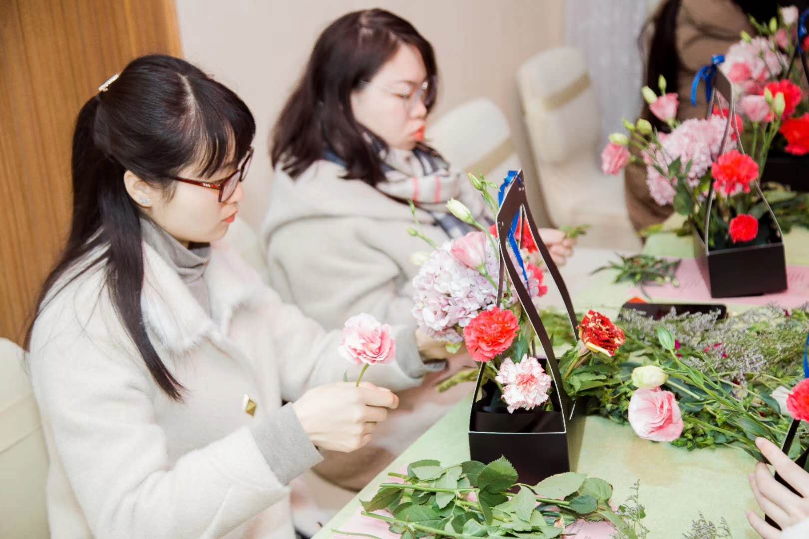 点击新窗口打开大图