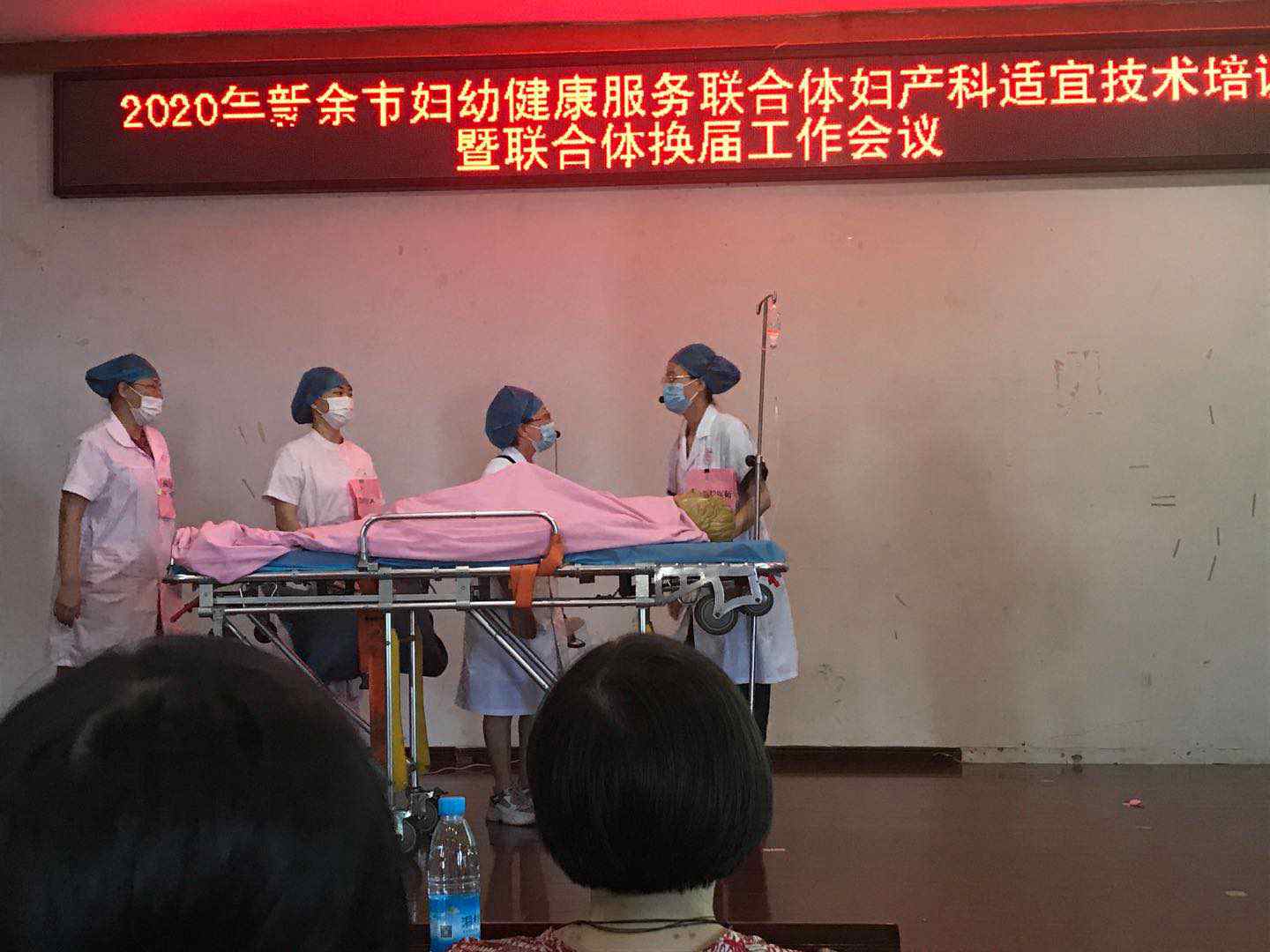 点击新窗口打开大图