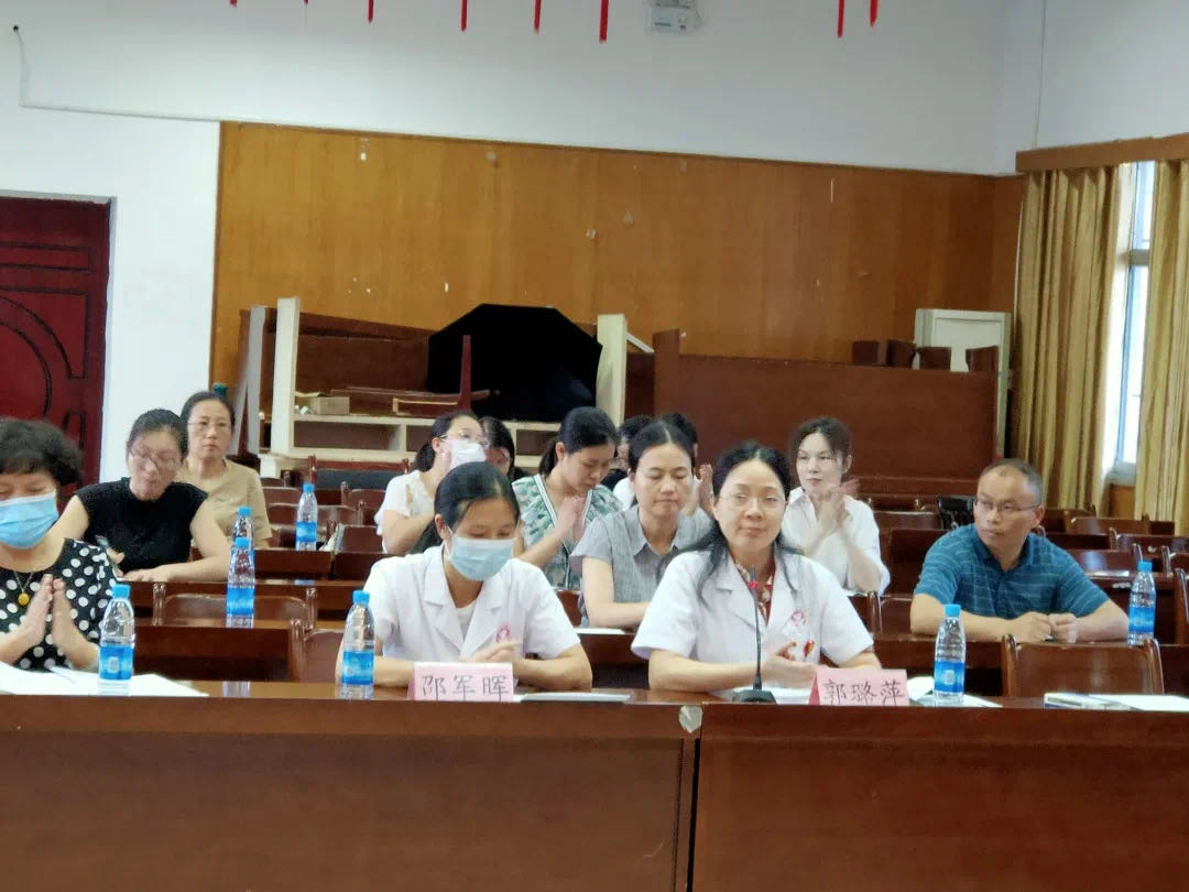 点击新窗口打开大图